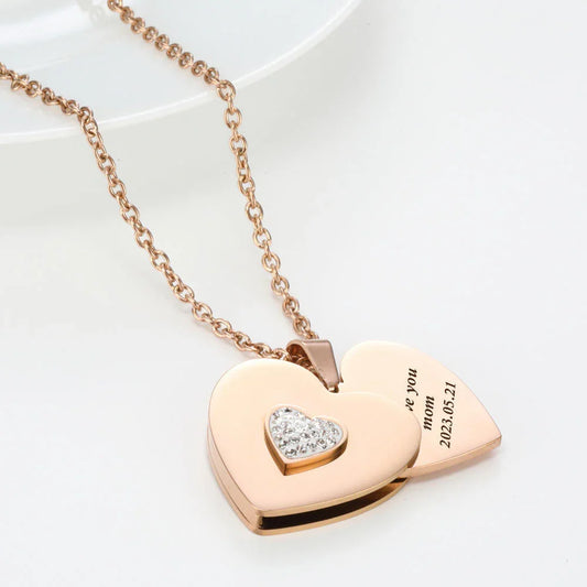 Colgante corazón personalizado dorado con mensaje grabado y brillantes, regalo divertido y tierno.